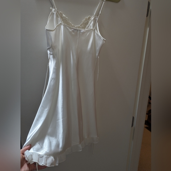 Bridal, Linea Donatella Lingerie 2 piece Set - Picture 5 of 16